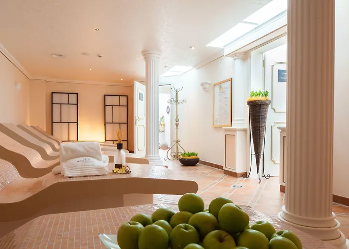 Hotell National - Matterhorn Views, Sunnegga Gateway & Zermatt