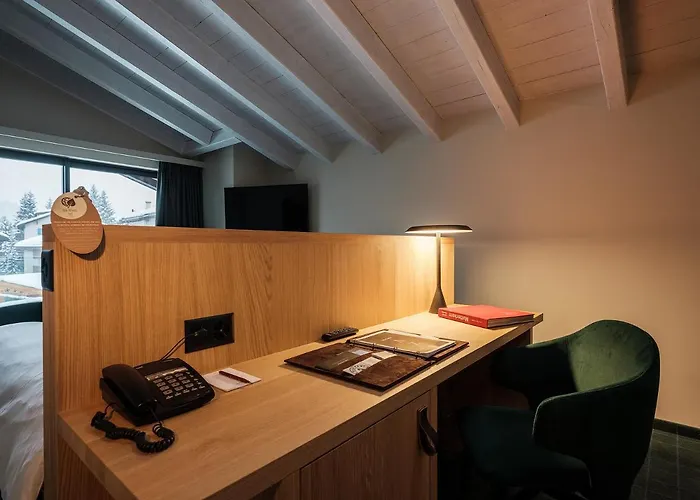 National - Matterhorn Views, Sunnegga Gateway & Hotell Zermatt