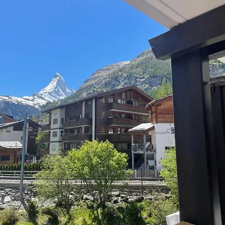 National - Matterhorn Views, Sunnegga Gateway & 4*